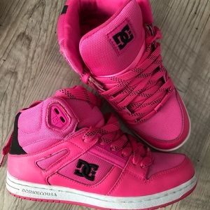 DC hot pink shoe